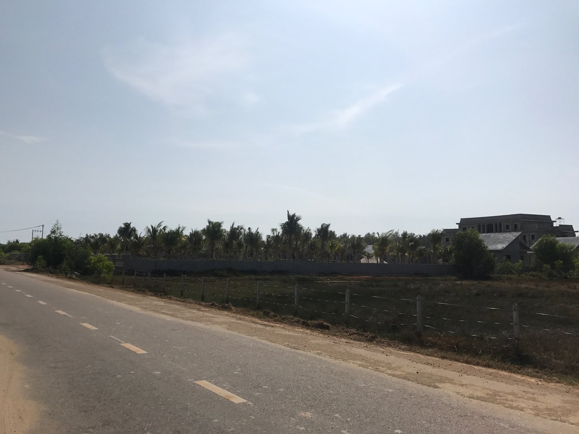 Bất động sản Lagi - Đất mặt tiền đường du lịch biển Lê Minh Công