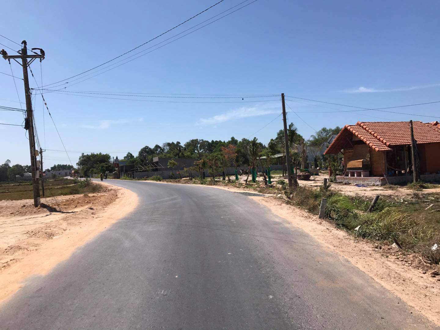 Bất động sản Lagi - Đất mặt tiền Phạm Thế Hiền 