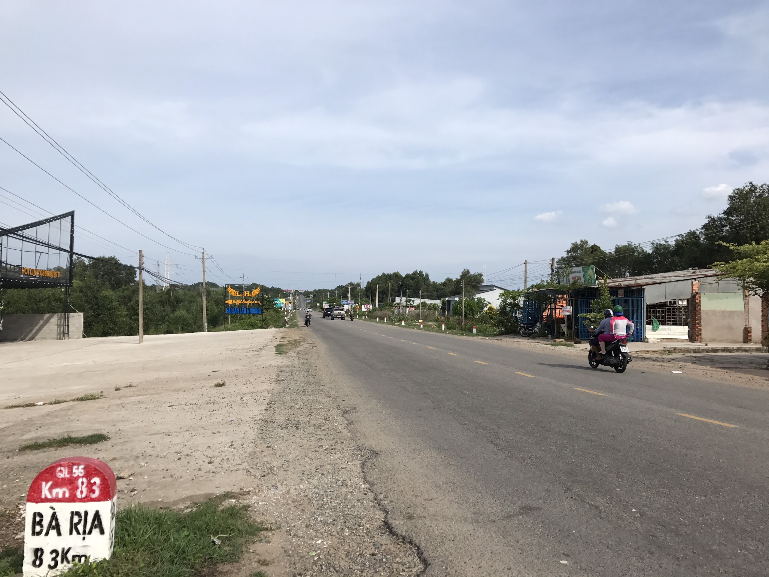 Đất nền Lagi - Mặt tiền Thống Nhất ngay vòng xoay đang được quy hoạch