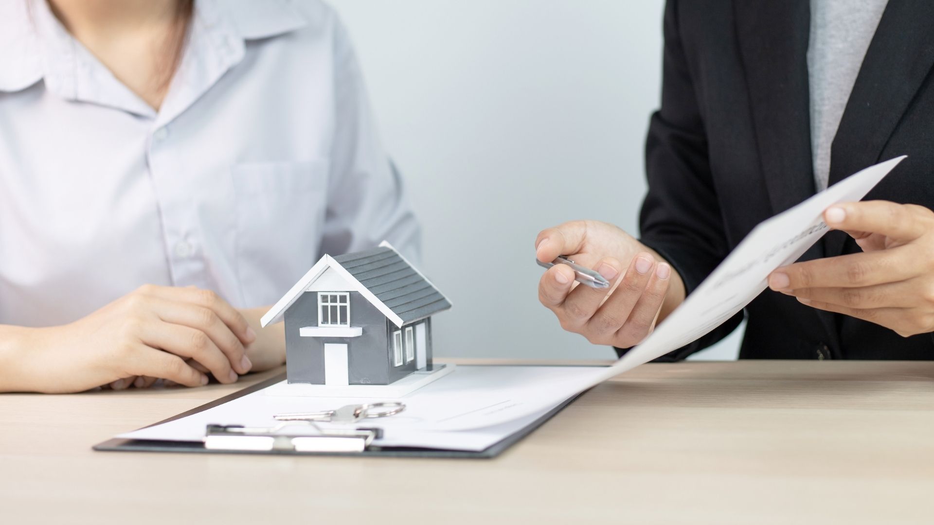 Thị trường thứ cấp là gì?