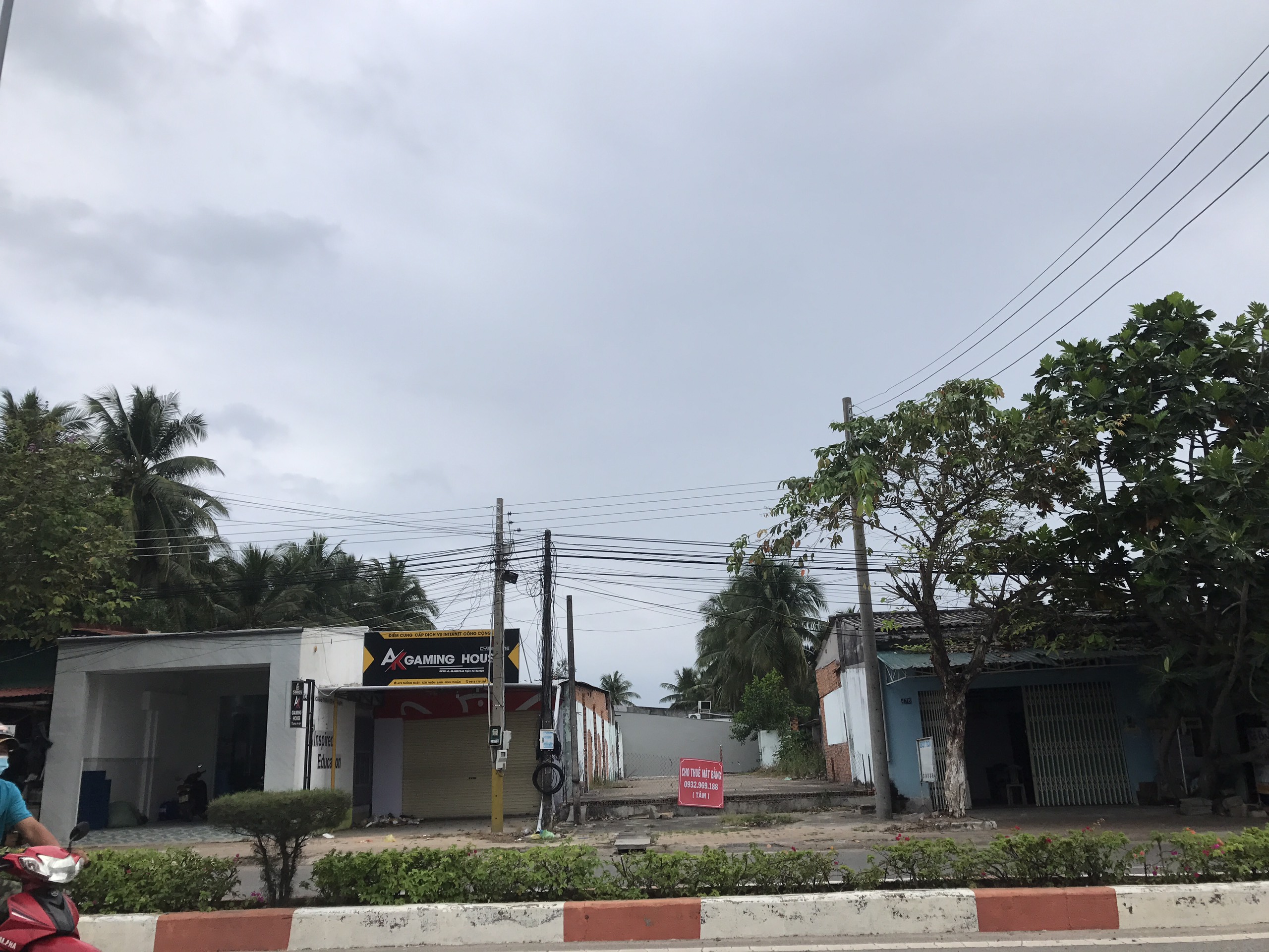 Nhà phố Lagi - Nhà mặt tiền Thống Nhất trung tâm Thị xã, con đường huyết mạch kinh doanh sầm uất.
