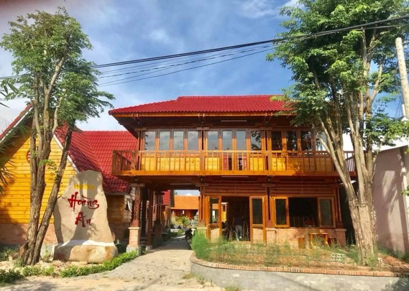 Từ Sài Gòn đi Lagi bao nhiêu km