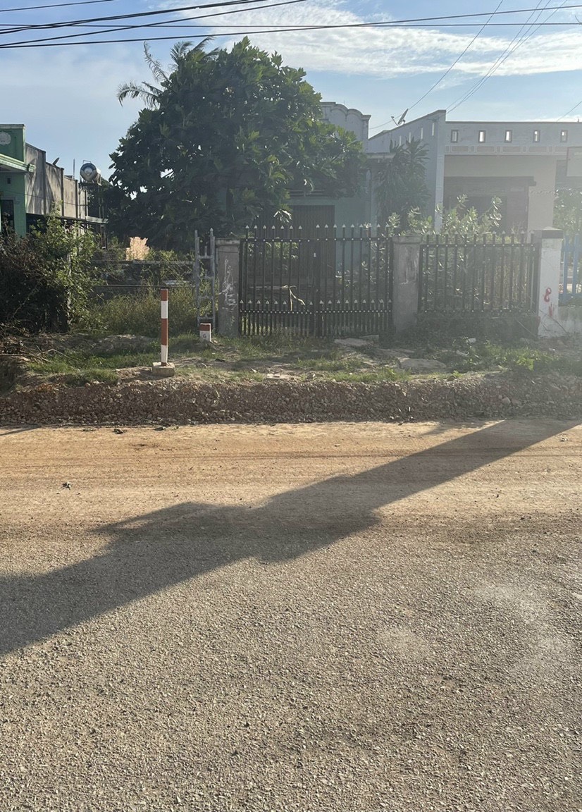 Nhà phố Lagi - Nhà mặt tiền đường Lý Thái Tổ gần bến xe Dinh