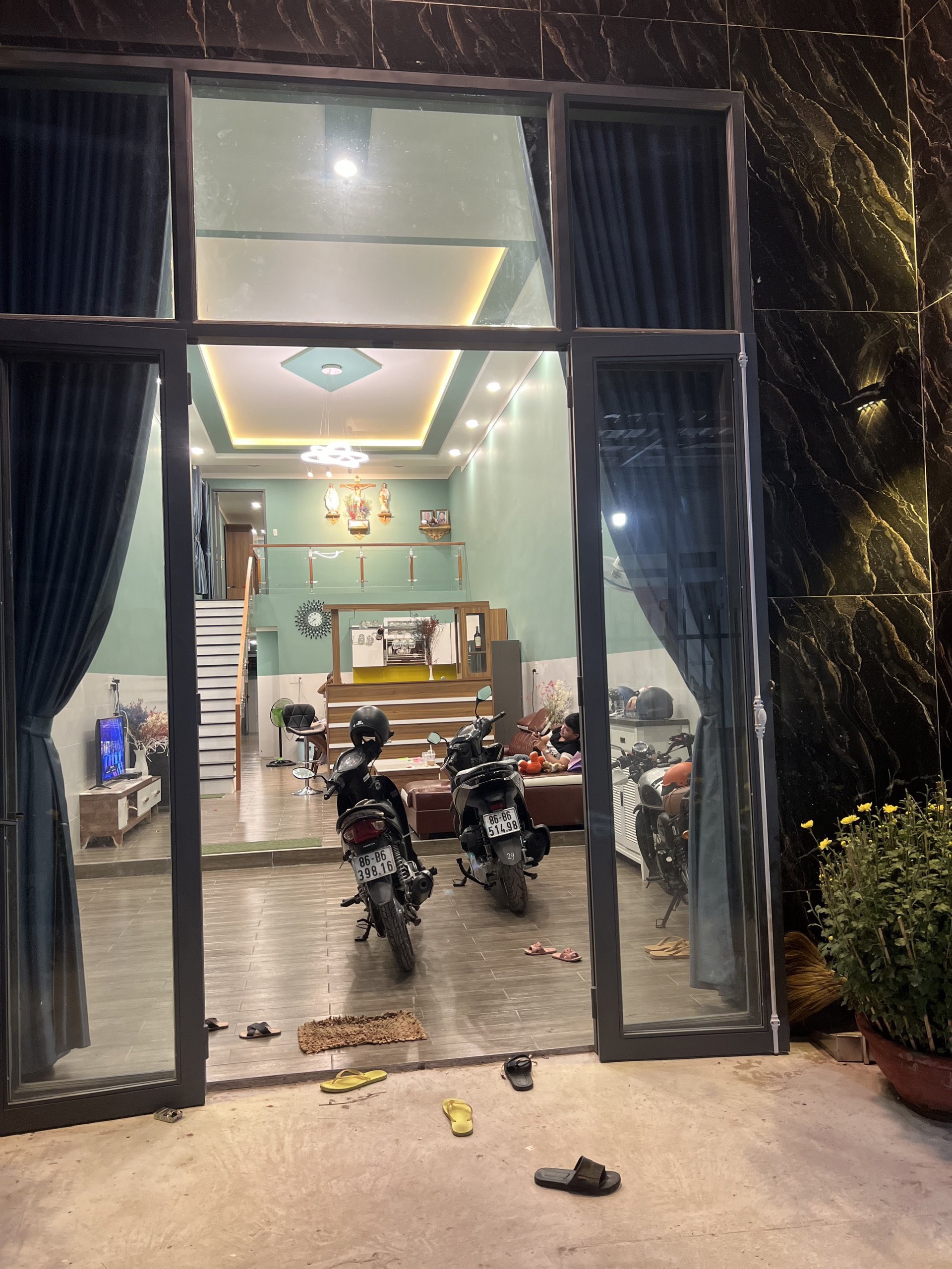 Nhà phố Lagi - Nhà đẹp, full nội thất vào ở ngay